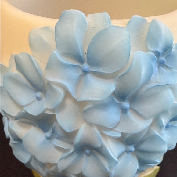 Flowers of Light Hand Painted Bonded Marble Electric Blue Hydrangea Night Lamp - Picture 2 of 10